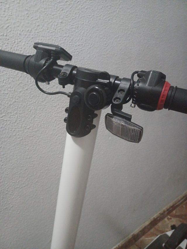 Patín eléctrico Denver AVERIADO