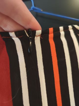 Vestido cruzado de rayas de Sfera