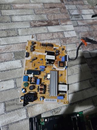 TV SAMSUNG UE 40J6200AK