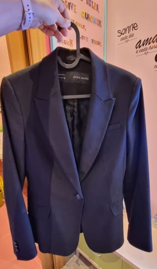 Traje de chaqueta y falda