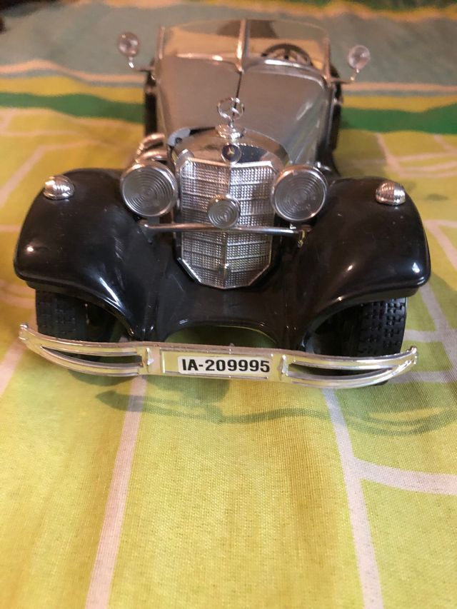 Mercedes Benz SSK Plateado - Burago 1/18