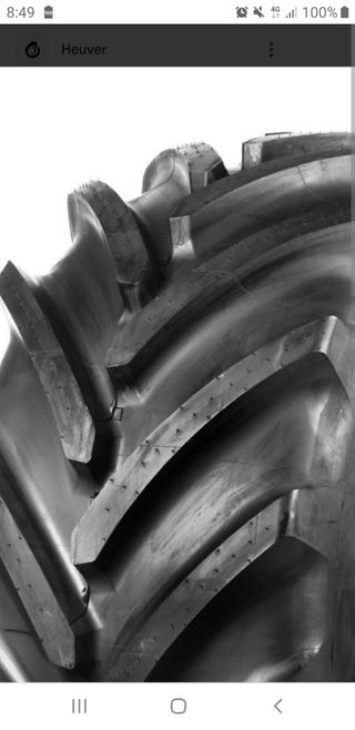 Neumático 800/70/R32  Michelin