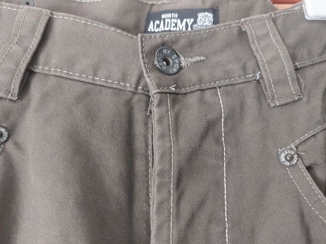 pantaloni  uomo con chiusura a, bottoni