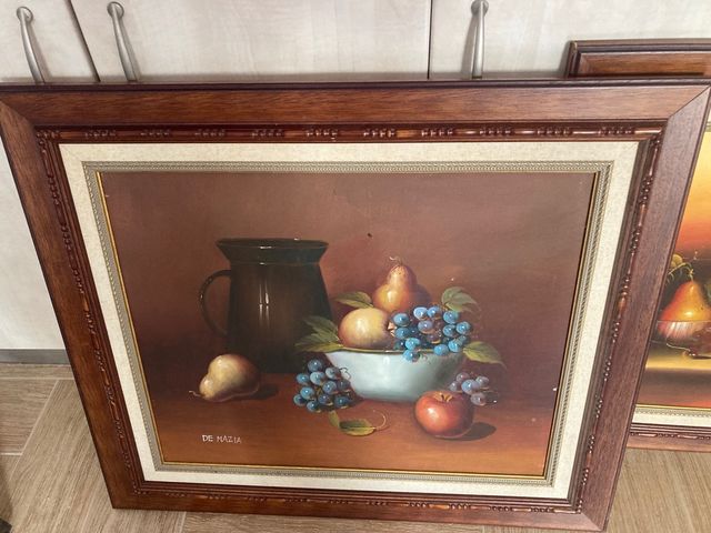 Cuadros espejo y reloj