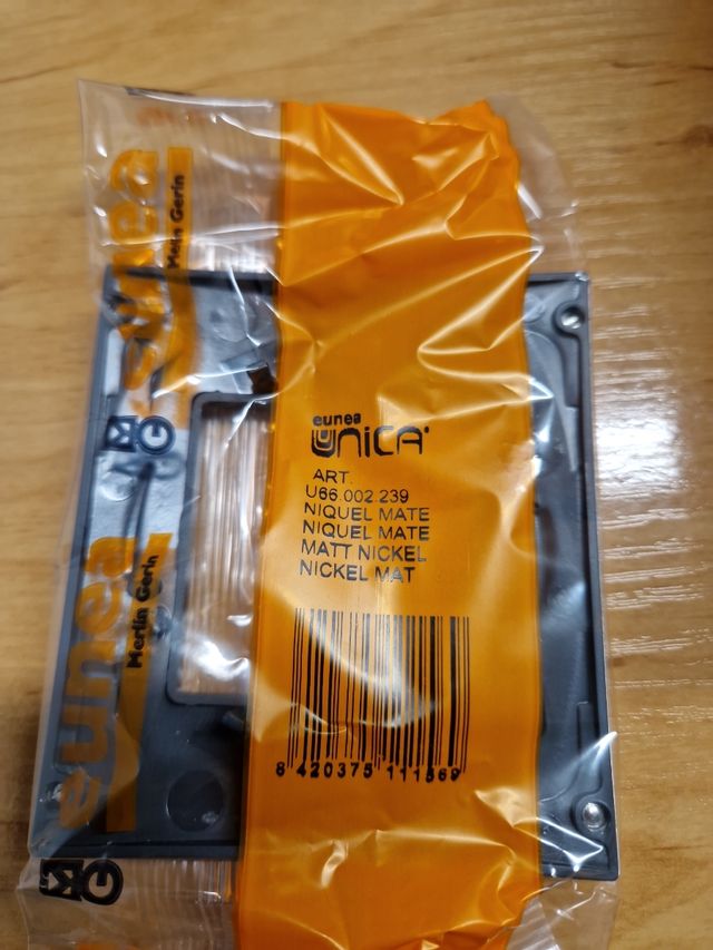 Marco 1 elemento Eunea unica