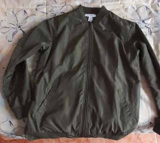 CAZADORA BOMBER MUJER. TALLA L (44). SIN ESTRENAR