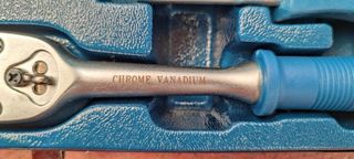 Maletín de Herramientas Géister de 45 Piezas