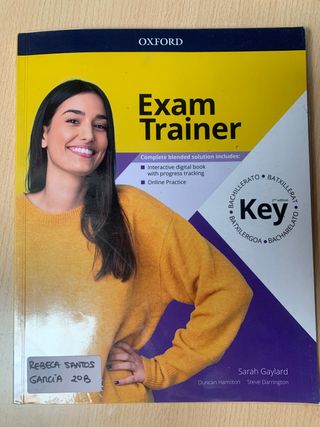 Libro "Exam Trainer" de ingles 2º bachillerato