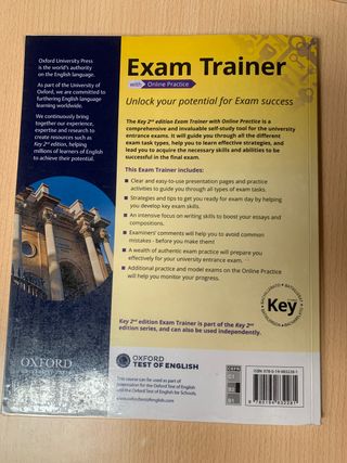 Libro "Exam Trainer" de ingles 2º bachillerato