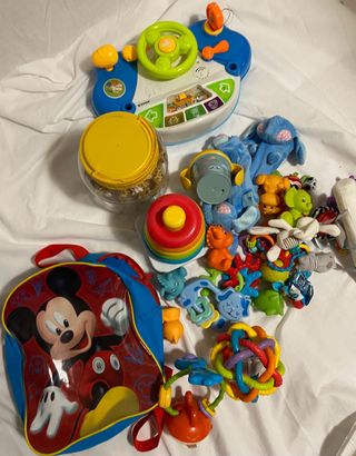 Juguetes y bañera