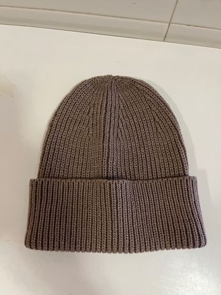 Gorro de lana marron