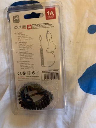 Cargador de auto Micro USB nuevo