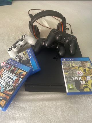 ps4 con juegos y mandos
