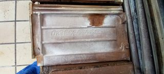 Se venden tejas Planas