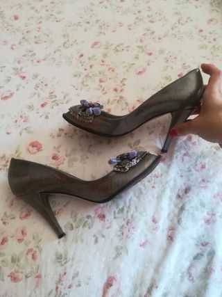 Zapatos peep toe tacón pedrería