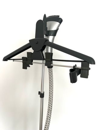 Centro de planchado vertical de vapor