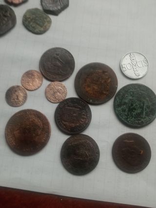 vendo todo está colección de monedas y botones y m