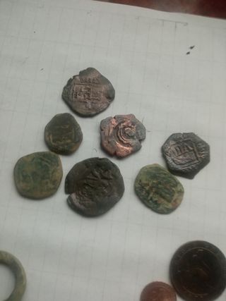 vendo todo está colección de monedas y botones y m