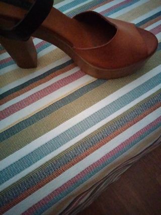 sandalias piel