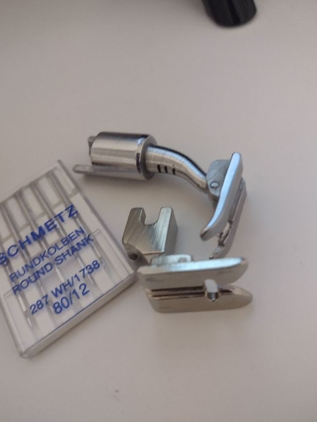 Soportes, tornillos, placas,varios