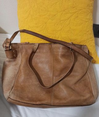 Bolso de piel de zara