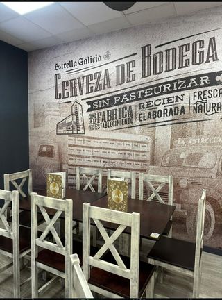 sillas mesas bar cafeteria hosteleria