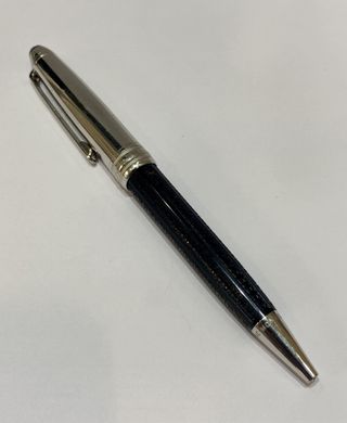 Bolígrafo Montblanc 8579 Solitaire Doue