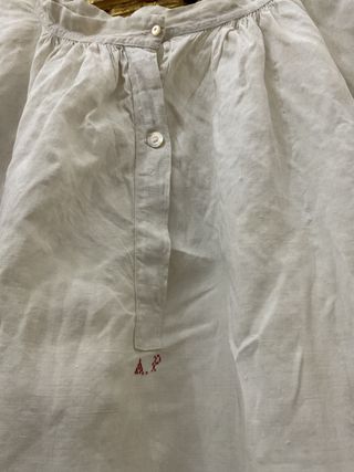 Antiquísimo camisón lino