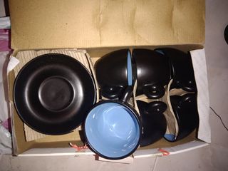 Juego tazas y platos