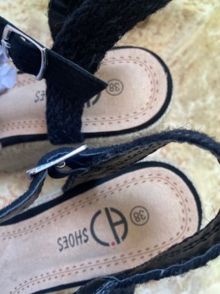 Sandalias cuñas negras