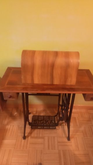 Maquina de coser antigua sigma
