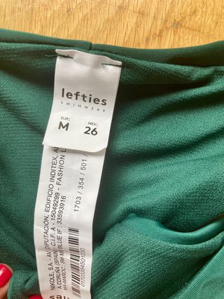 Braguita brasileña bikini marca Lefties