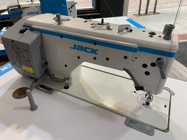 Jack A4F Máquina de Coser Industrial