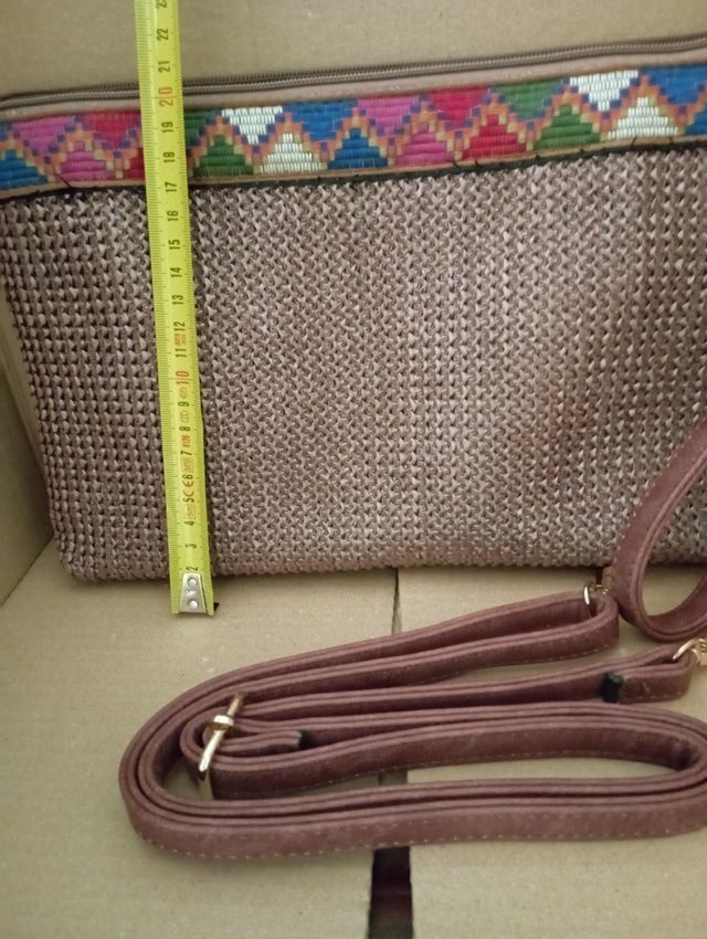 Bolso de mano y bandolera