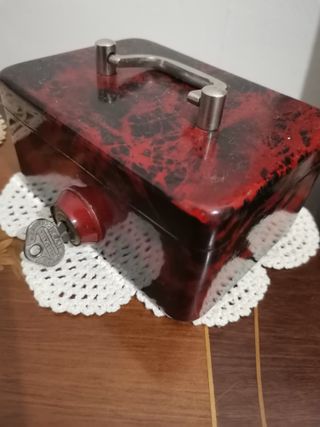 Caja antigua de caudales