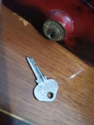 Caja antigua de caudales