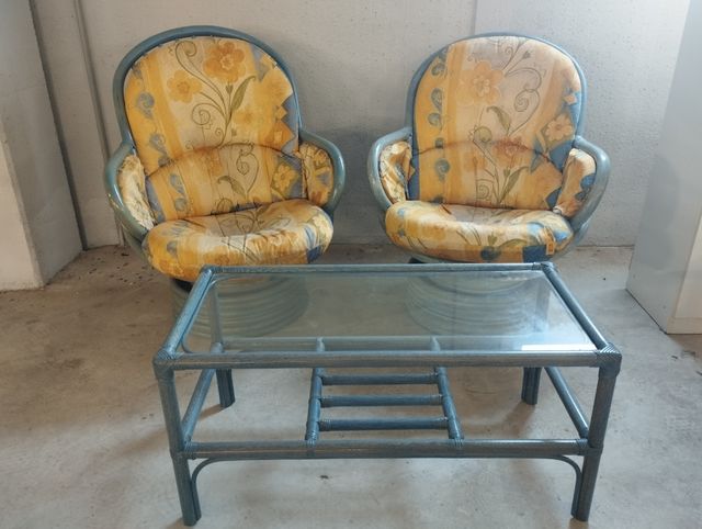 Sillones de caña(balancín) + mesa de centro