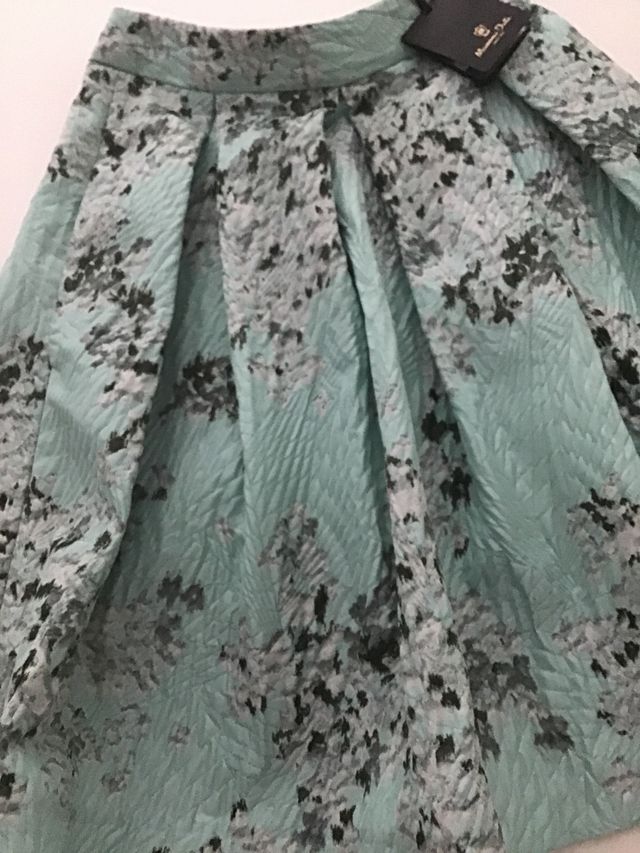 Falda de Massimo Dutti sin estrenar