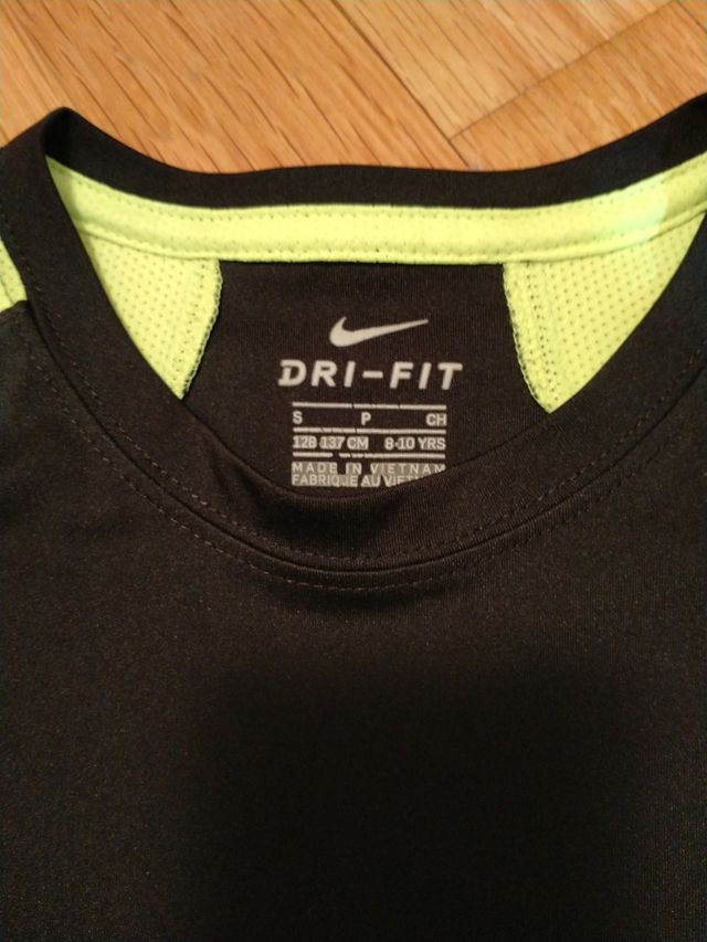 Camiseta deporte Nike niño 8/10 años