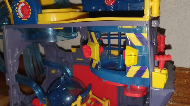 Cuartel General Superthings