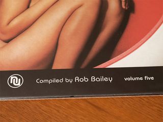 Vinilo LE BEAT BESPOKE 5 (16 Tailor Made Cuts)