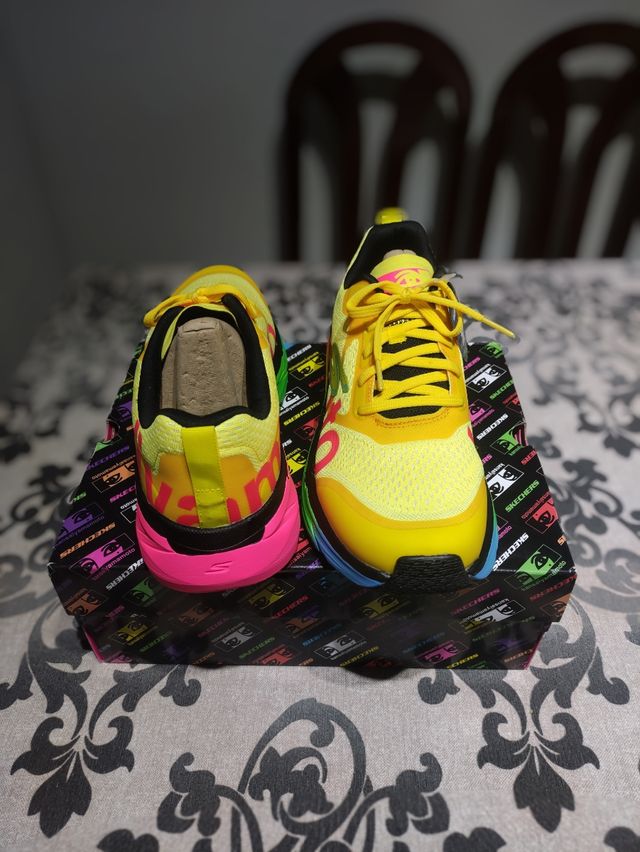 Zapatillas Skechers Edición Limitada