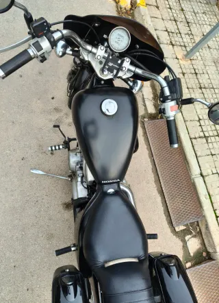 HONDA SHADOW VT 600