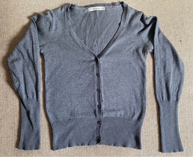 Rebeca entretiempo gris Bershka