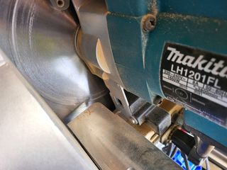 Image of Einhell TH-MS 2513 T miter saw on Einhell Direct website