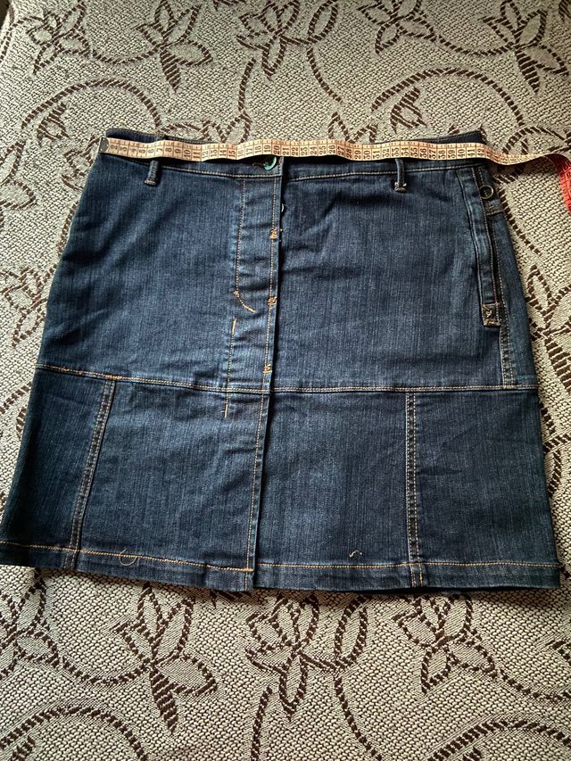 Falda vaquera talla 38 Mango