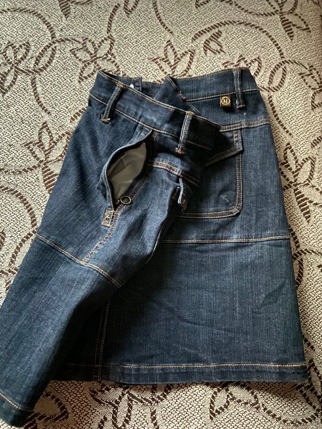 Falda vaquera talla 38 Mango