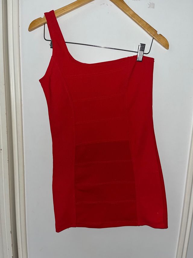 Vestido de un tirante