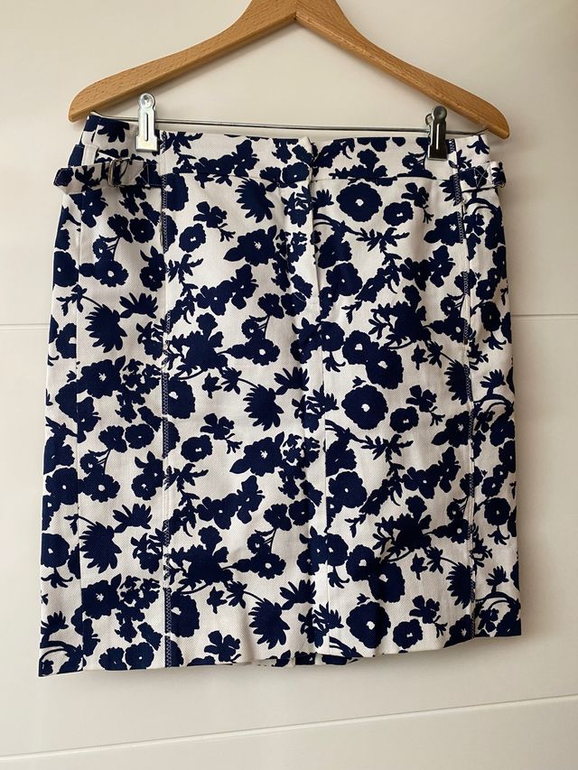 Falda estampada de Cortefiel