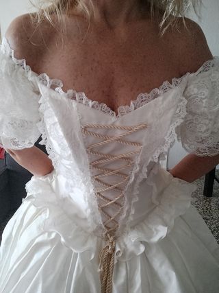 Vestido de novia completo con complementos 